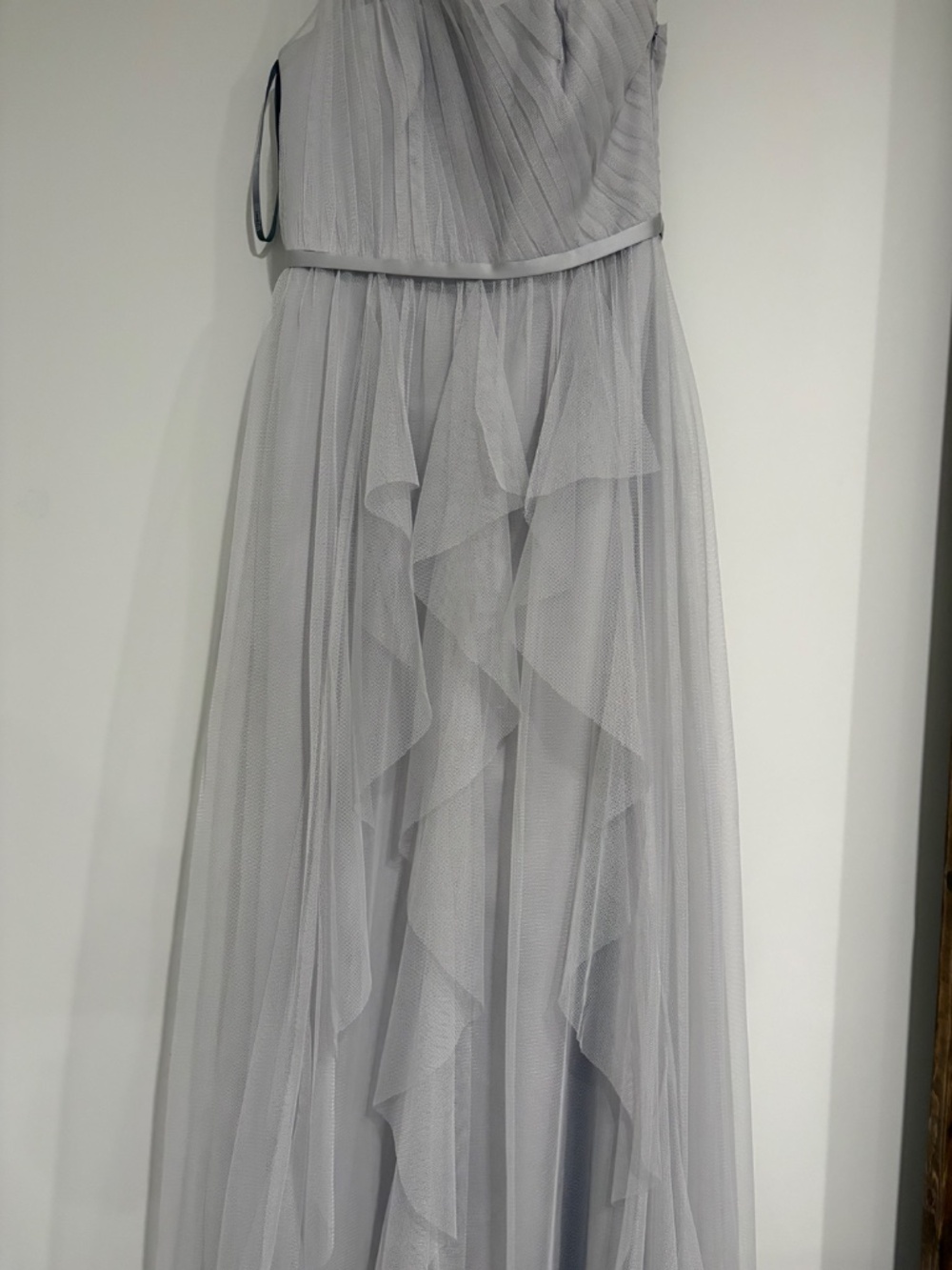 Dress - Picture 9 of 9